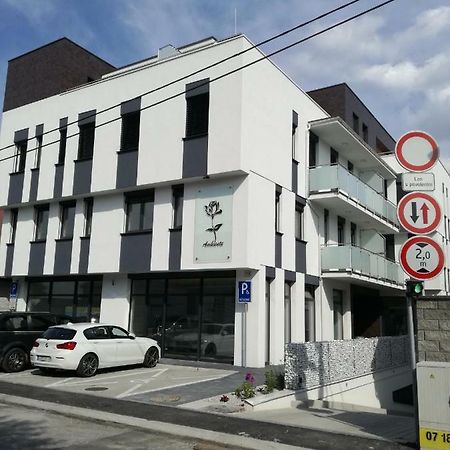 Ambiente Apartment Dunajska Streda Bagian luar foto