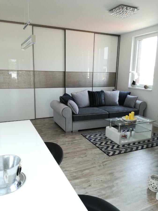 Ambiente Apartment Dunajska Streda Bagian luar foto