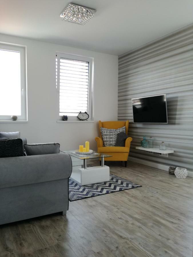 Ambiente Apartment Dunajska Streda Bagian luar foto